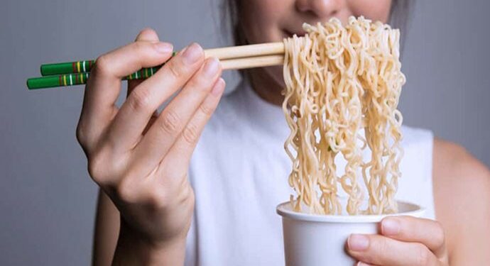 Wings Food Hadirkan Inovasi Mi Instan Dalam Gelas