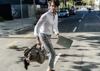 Swift 5 Laptop Ultra Portabel Nan Gaya