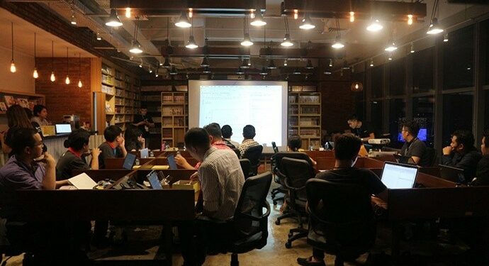 Algoritma Berikan Beasiswa Hingga Rp 8 Miliar