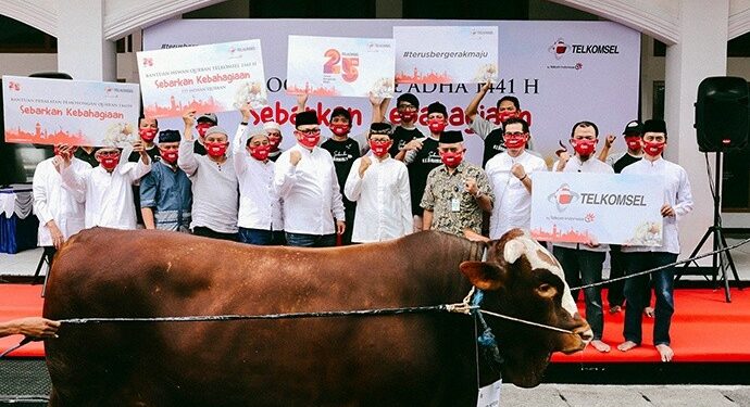 Telkomsel Libatkan UMKM Untuk Salurkan Hewan Kurban