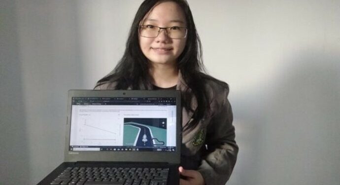 Mahasiswi Duta Wacana Juara AWS DeepRacer Women League Indonesia