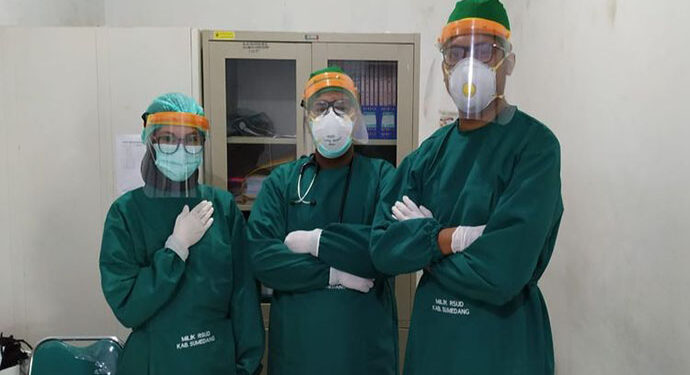 ITB Produksi Face Shield Dengan Teknologi 3D Printer