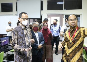 Telkom University Kembangkan Teknologi Bantu Pembelajaran Online di Indonesia