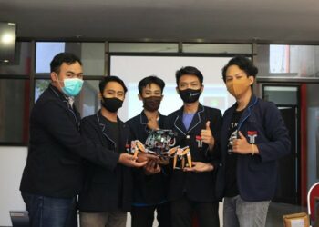 Robot Pemadam Kebakaran Ini Dibuat Untuk Medan Yang Sulit