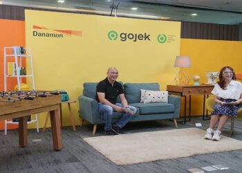 Danamon Dukung Mitra Gojek Lewat Yayasan Anak Bangsa Bisa