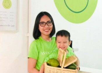 Karlina Kurniawati : Raup Ratusan Juta dari Jualan Alpukat