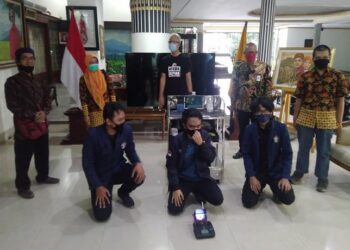 Robot RAMA Jadi Andalan di Ruang Isolasi RS Kota Semarang
