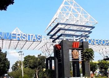 Tim Vokasi Undip Ciptakan Destilasi Air Laut Dari Limbah Tongkol Jagung