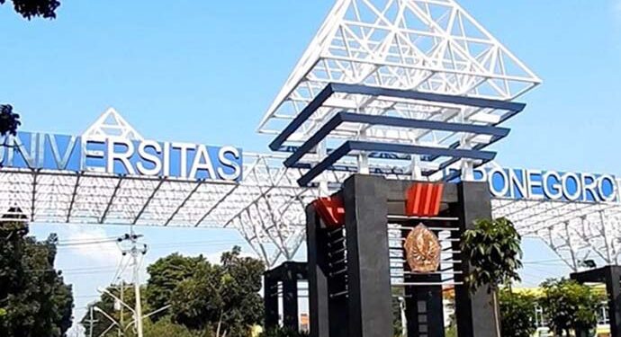 Tim Vokasi Undip Ciptakan Destilasi Air Laut Dari Limbah Tongkol Jagung