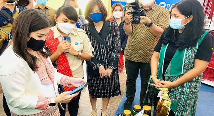 DANA Beri Pelatihan dan Pendampingan Bagi Ratusan UMKM di Danau Toba