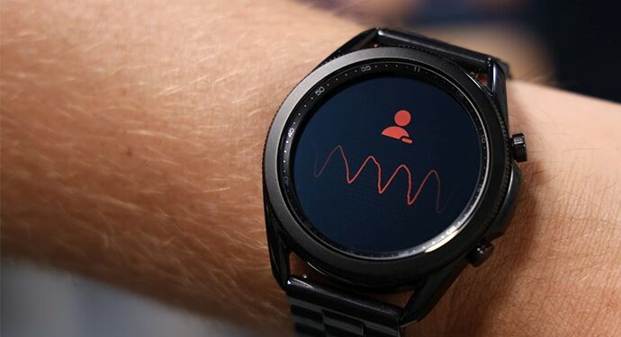 Smartwatch Ini Punya Pelacakan Tekanan Darah dan Elektrokardiogram