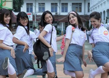 Mama Mama Milenial Drama Serial Goplay Original Terbaru