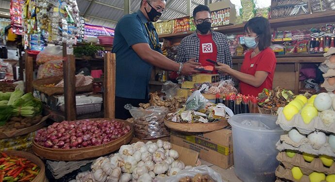 DOKU Perkuat Sinergi Dengan Perbankan Untuk Dorong Digitalisasi Transaksi di Pasar Tradisional