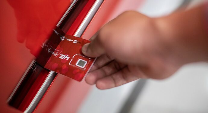 Pelanggan Telkomsel Kini Bisa Upgrade ke Kartu uSIM 4G  melalui E-commerce