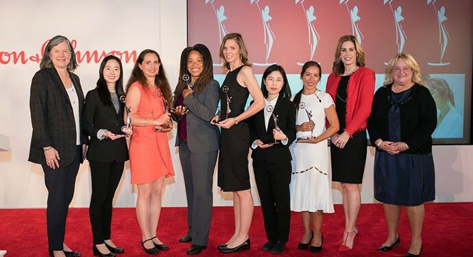 Masih Ada Gender Gap dalam Teknologi, Perusahaan Ini Gelar Program Pemberdayaan Siswi di Bidang IT