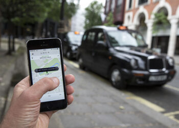 Sopir Uber Di Inggris Harus Diangkat Jadi Karyawan