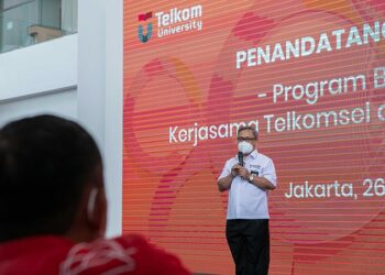 Rektor Telkom University, Prof Adiwijaya