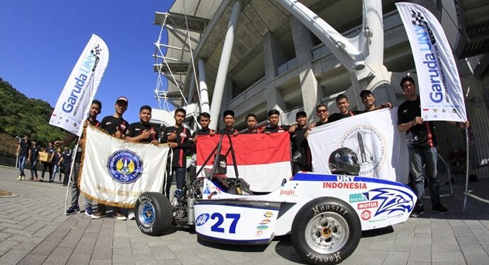 Tim Garuda dari Universitas Negeri Yogyakarta