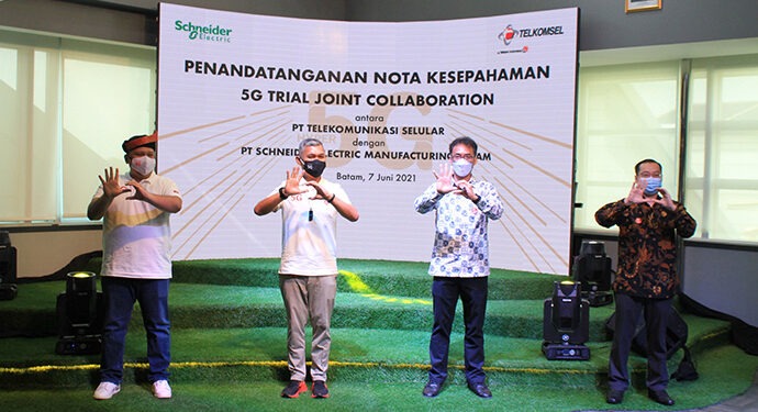 Telkomsel Gandeng Schneider Electric, Dorong Pemanfaatan Teknologi 5G untuk Industri 4.0