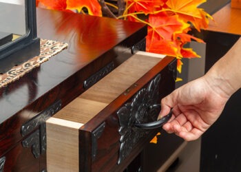 Renos.id, Marketplace Home Living Online Dengan Teknologi AI