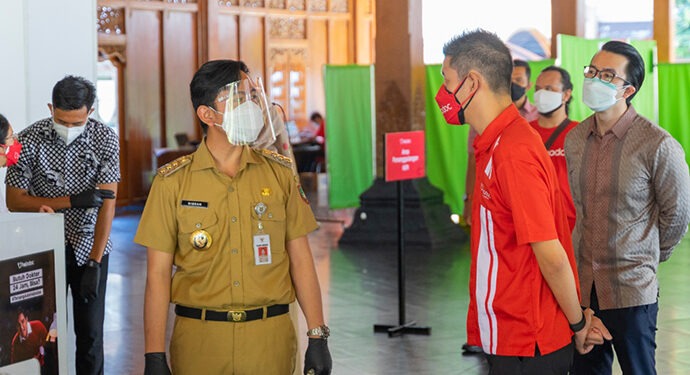 Pemkot Solo Gandeng Gojek dan Halodoc Gelar Pusat Vaksinasi Untuk Perlindungan Masyarakat