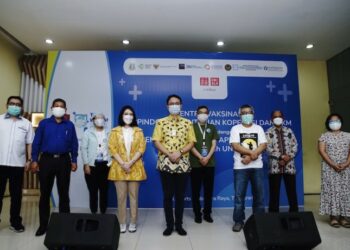 Sentra Vaksinasi UNIQLO - Tangerang