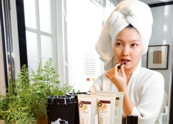 Produk kolaborasi Kopi Kenangan dan Somethinc