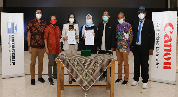 canon universitas nasional