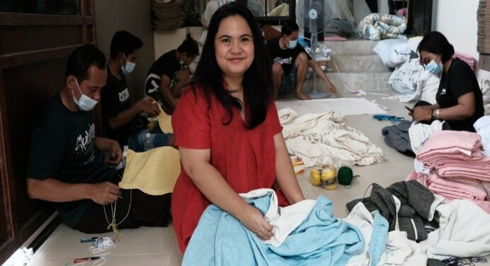 Indah Catur Agustin - Sleep Buddy