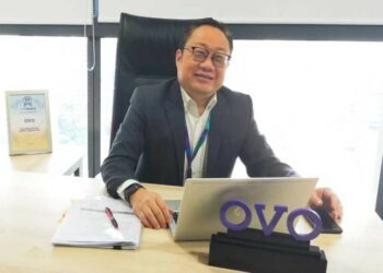 Karaniya Dharmasaputra OVO