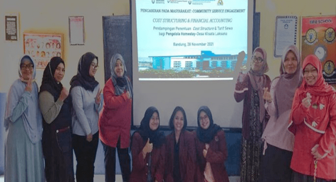 Tim Tel-U x Desa Kamojang