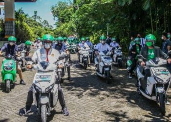 Kendaraan LIstrik Grab