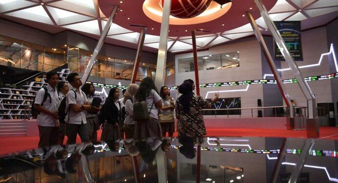 Investor muda pasar modal