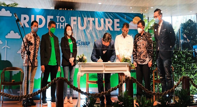 Smoot x Swap x Grab x PLN