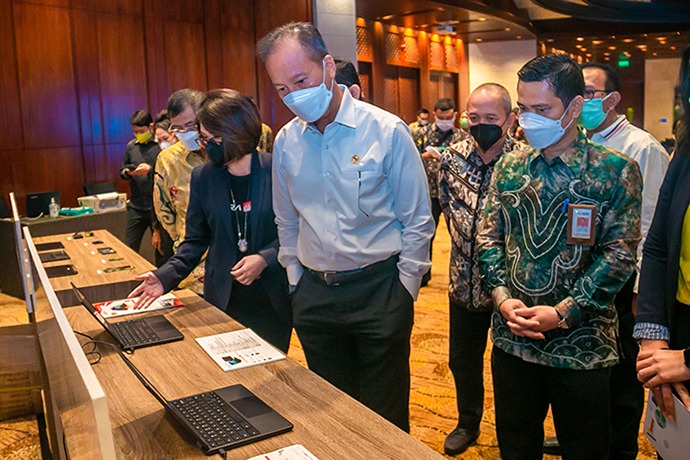 Chromebook 4G LTE