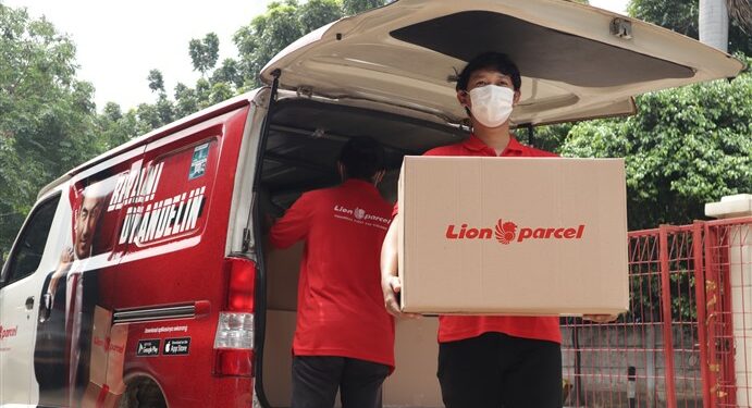Lion Parcel