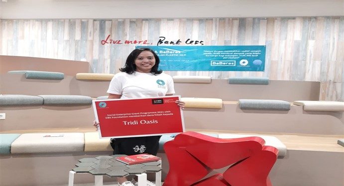 Dewi Kurniawati - Tridi Oasis