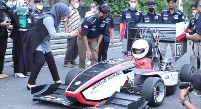 Mobil Formula UGM Bimasakti