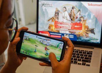 The Return of Condor Heroes (RoCH).