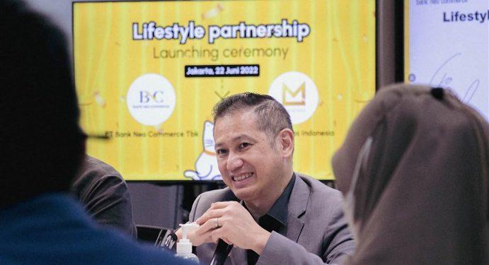 Direktur Utama Bank NEO