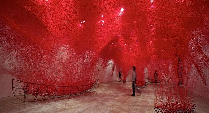 Karya Chiharu Shiota