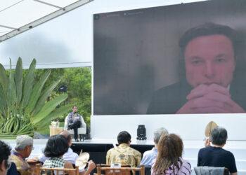 Elon Musk dan Nadiem