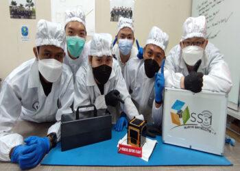 Tim Surya Satellite-1