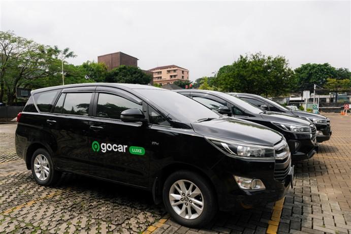 GoCar Luxe - Gojek