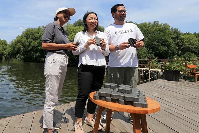 Taman Wisata Alam Mangrove Angke Kapuk