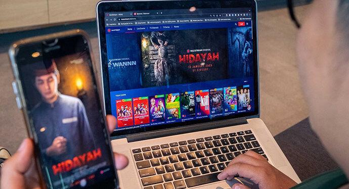 MD Pictures dan MAXstream Telkomsel