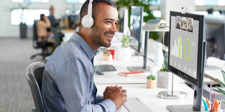 Logitech Brio 300 &H390 USB Headset