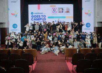 JobStreet Goes to Campus