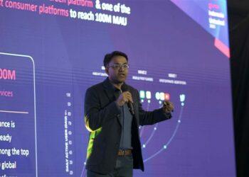 Piyush Shah - Glance