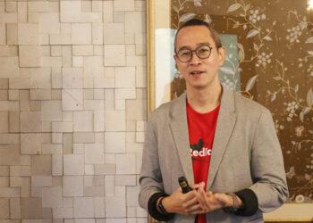 edDoorz Regional VP Marketing Henry Manampiring